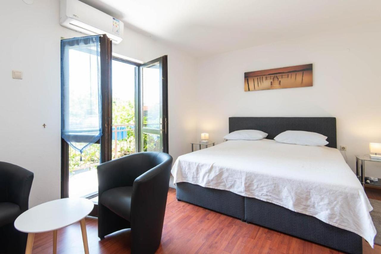 אורביץ Apartments Ljiljana מראה חיצוני תמונה