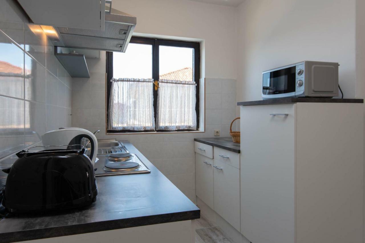 אורביץ Apartments Ljiljana מראה חיצוני תמונה
