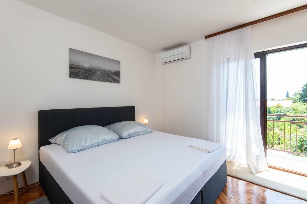 אורביץ Apartments Ljiljana מראה חיצוני תמונה